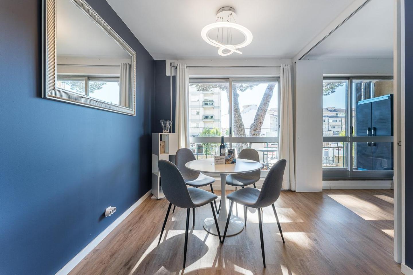 Guestready - Shades Of Blue With Balcony Leilighet Porto Eksteriør bilde